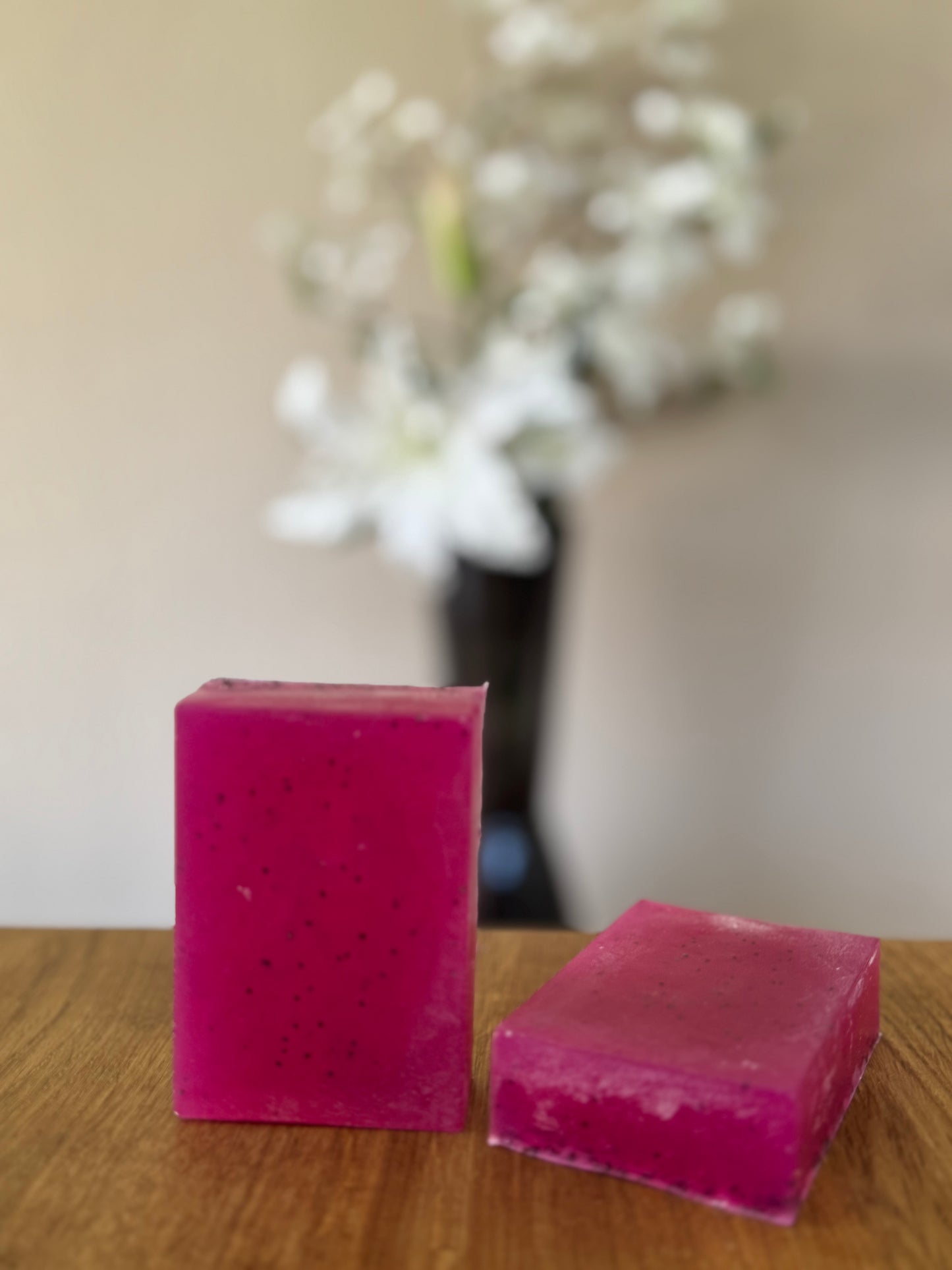 Himbeer-Peeling-Seife – Handgemachte vegane Glycerinseife