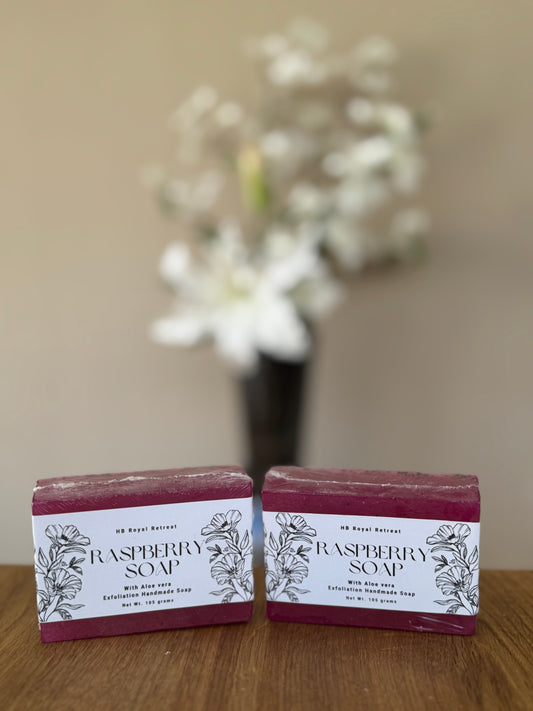 Himbeer-Peeling-Seife – Handgemachte vegane Glycerinseife