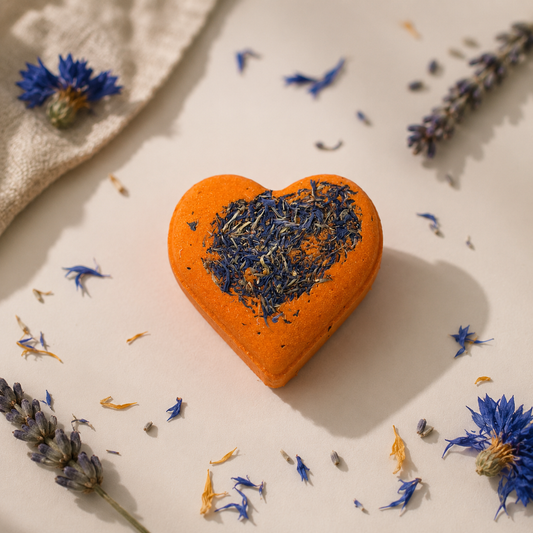Clementinen Herz Badebombe – Handgemachte vegane Herzform | HB Royal Retreat